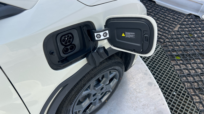 BYD Dolphin Surf 65kW Boost 43kWh 5dr Auto Electric Hatchback